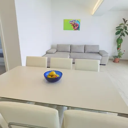 The Penthouse Apartment, First Row By The Sea, House Ana * Duce